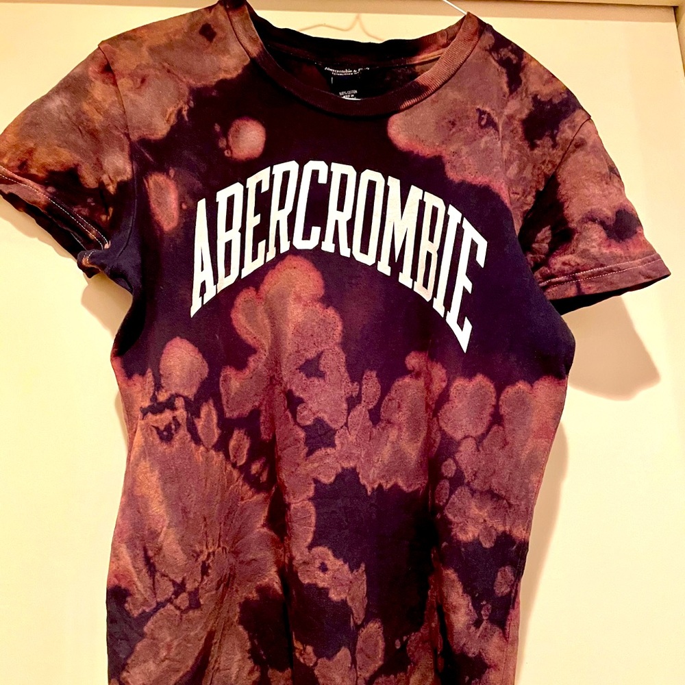 Abercrombie juniors bleached t-shirt